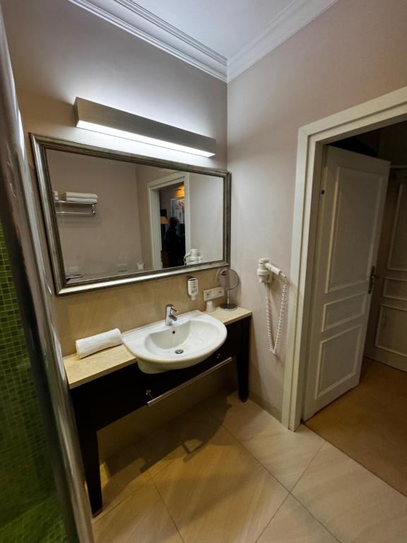 DK Dyplomat Zimmer 104