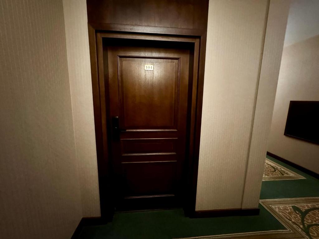DK Dyplomat Zimmer 104