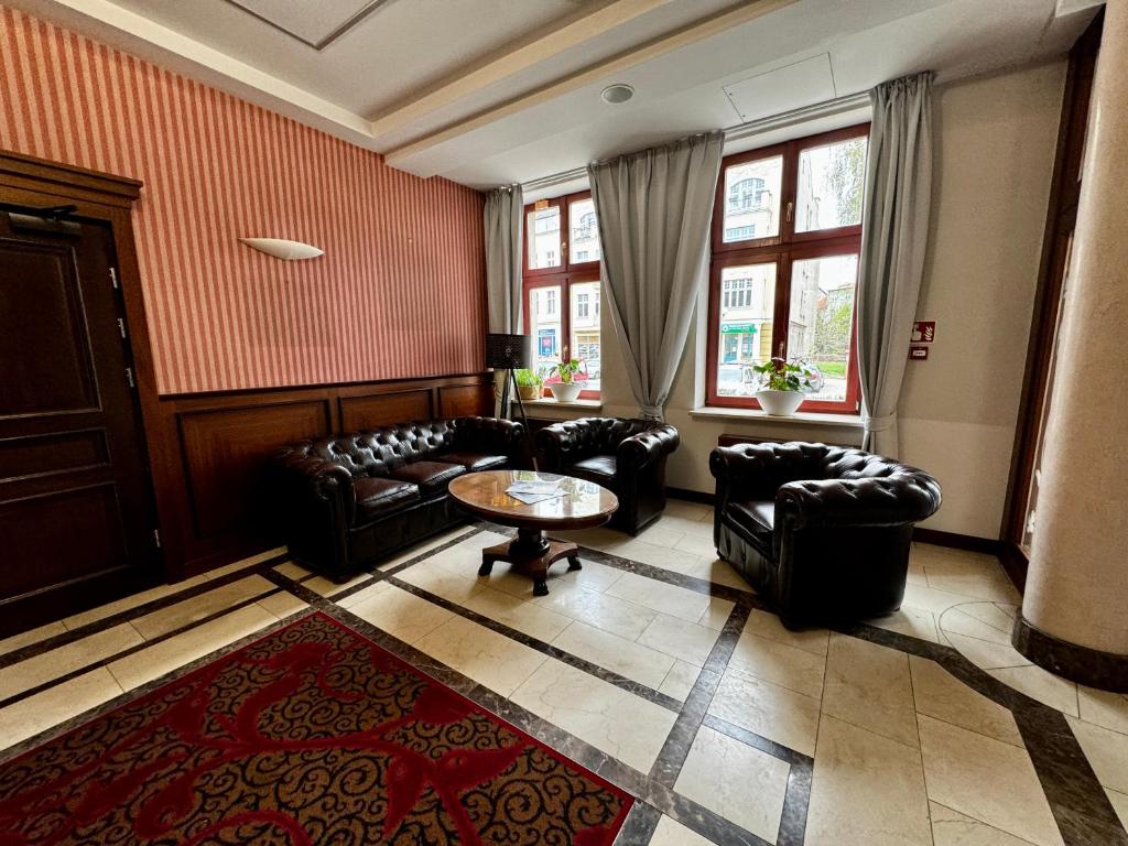 DK Dyplomat Zimmer 104