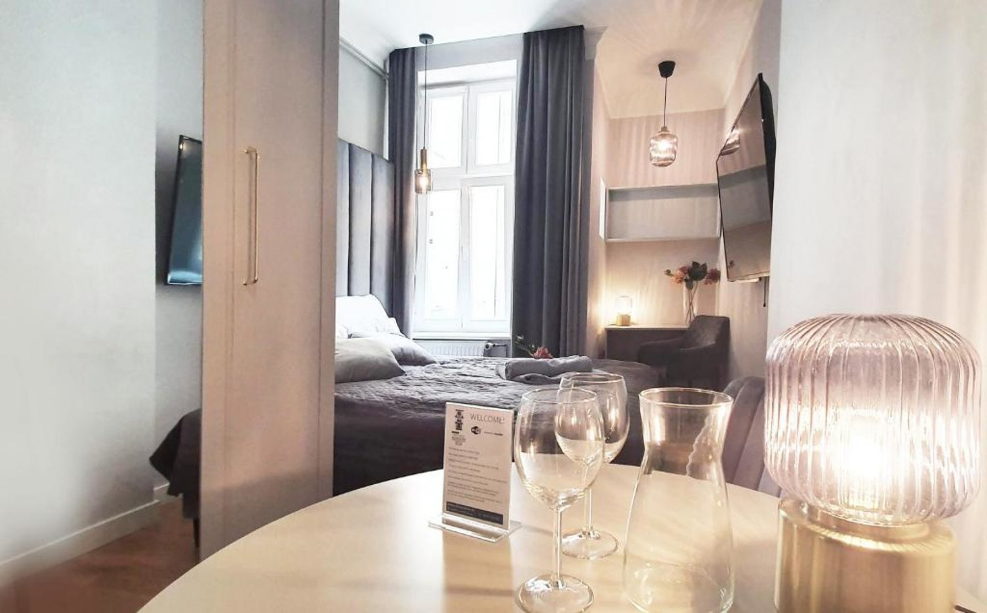 Interior: DK Premium Warmińska Secesja 003